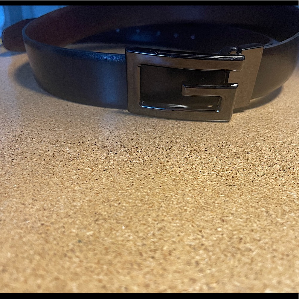 GUCCI BELT 32”. (REVERSIBLE)